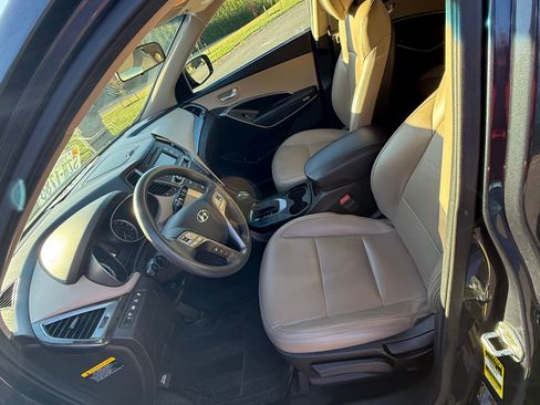 Used 2018 Hyundai Santa Fe Sport image 8