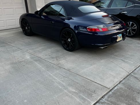 Used 2002 Porsche 911 Carrera 4 AWD/4WD image 10