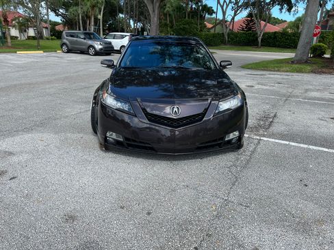 Used 2011 Acura TL w/ Technology Package image 2