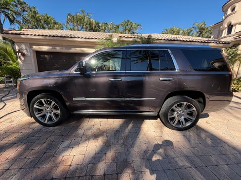Used 2015 Cadillac Escalade Premium image 1