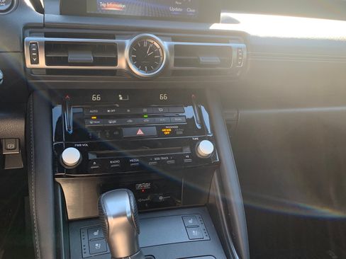 Used 2021 Lexus IS 350 F Sport w/ Dynamic Handling Package image 16