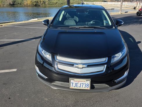 Used 2015 Chevrolet Volt Premium w/ Premium Trim Package image 6