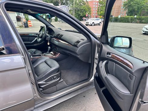 Used 2005 BMW X5 4.4i AWD/4WD image 10