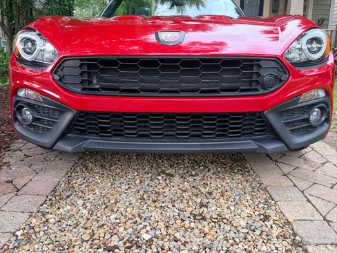 Used 2017 FIAT 124 Spider Abarth RWD image 15