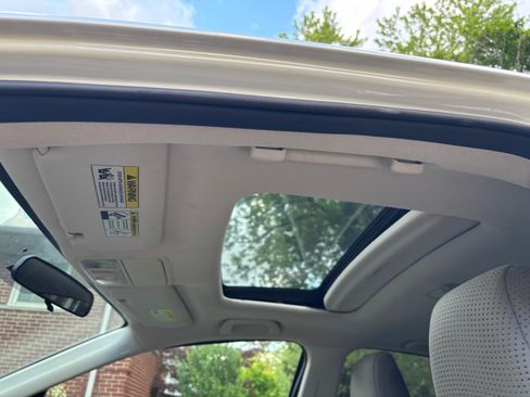 Used 2012 Honda CR-V EX image 10