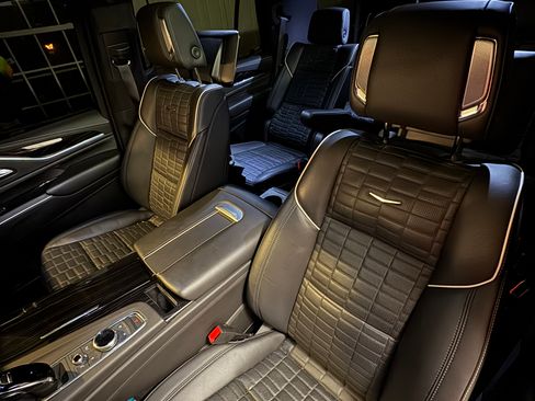 Used 2024 Cadillac Escalade V w/ LPO, Floor Liner Package image 21