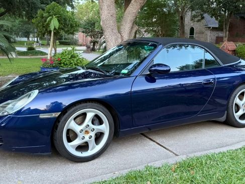 Used 2001 Porsche 911 Carrera 4 image 1