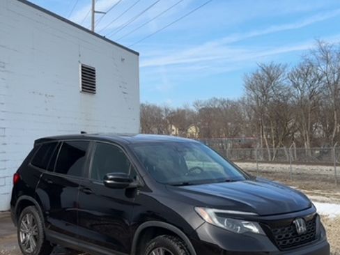 Used 2021 Honda Passport EX-L image 1