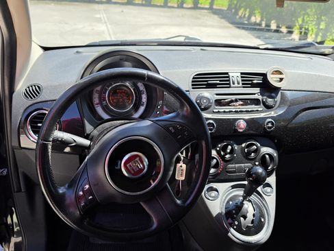 Used 2013 FIAT 500 Pop image 10