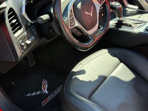 Used 2016 Chevrolet Corvette Z06 w/ 3LZ Preferred Equipment Group RWD image 8