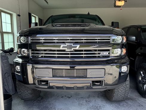 Used 2018 Chevrolet Silverado 2500 LTZ w/ Duramax Plus Package AWD/4WD image 14