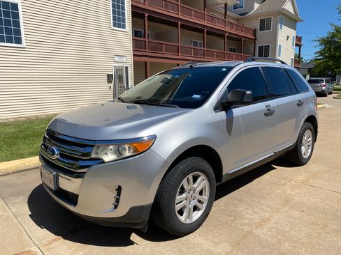 Used 2011 Ford Edge SE w/ 101A Rapid Spec Order Code image 2