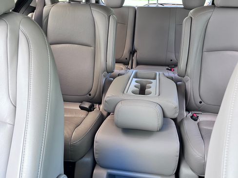 Used 2019 Honda Odyssey EX-L image 9