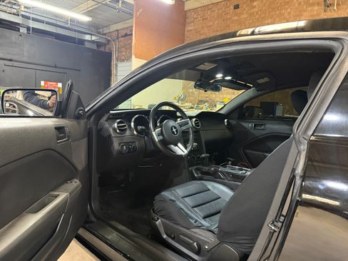 Used 2006 Ford Mustang GT Premium image 4