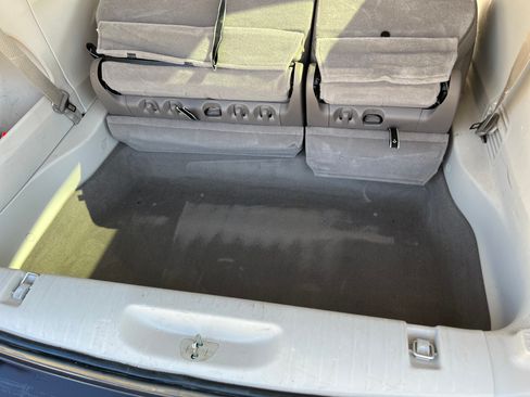 Used 2017 Chrysler Pacifica LX image 18