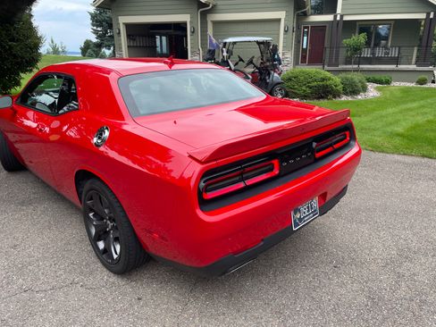 Used 2018 Dodge Challenger R/T Plus RWD image 5