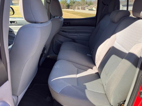 Used 2013 Toyota Tacoma 4x4 Double Cab w/ SR5 Pkg image 14