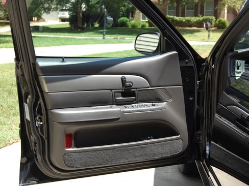 Used 2003 Mercury Marauder RWD image 14