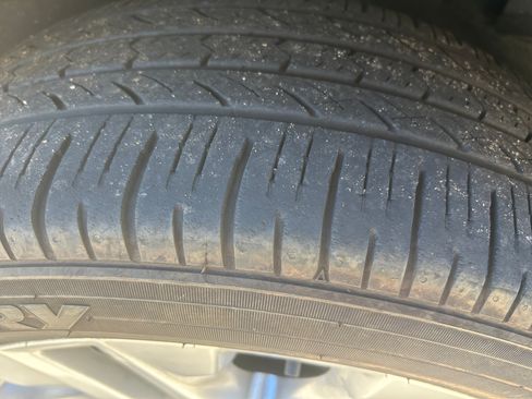 Used 2024 Toyota RAV4 XLE Premium image 13