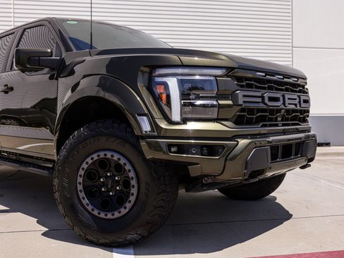 Used 2024 Ford F150 Raptor AWD/4WD image 9