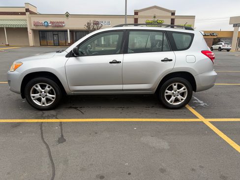 Used 2009 Toyota RAV4 4WD image 9