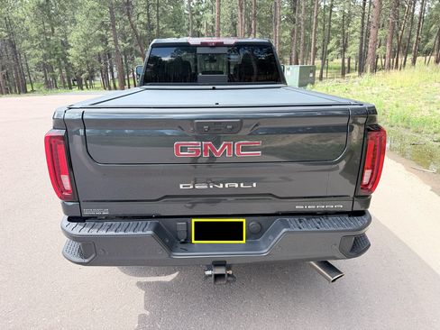 Used 2022 GMC Sierra 2500 Denali w/ Denali Ultimate Package AWD/4WD image 5