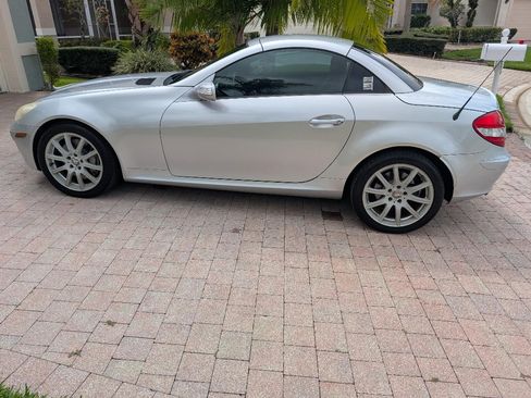 Used 2005 Mercedes-Benz SLK 350 image 5