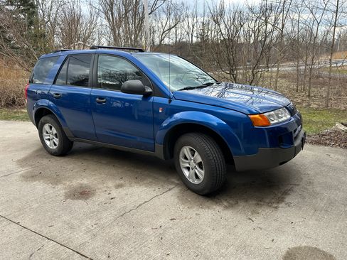 Used 2005 Saturn Vue 2WD w/ Sport Plus II Pkg image 1