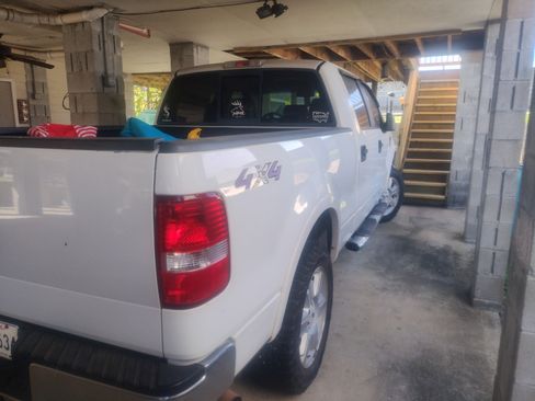 Used 2007 Ford F150 XLT image 5