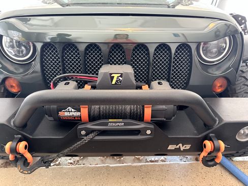 Used 2010 Jeep Wrangler Unlimited Sport AWD/4WD image 24
