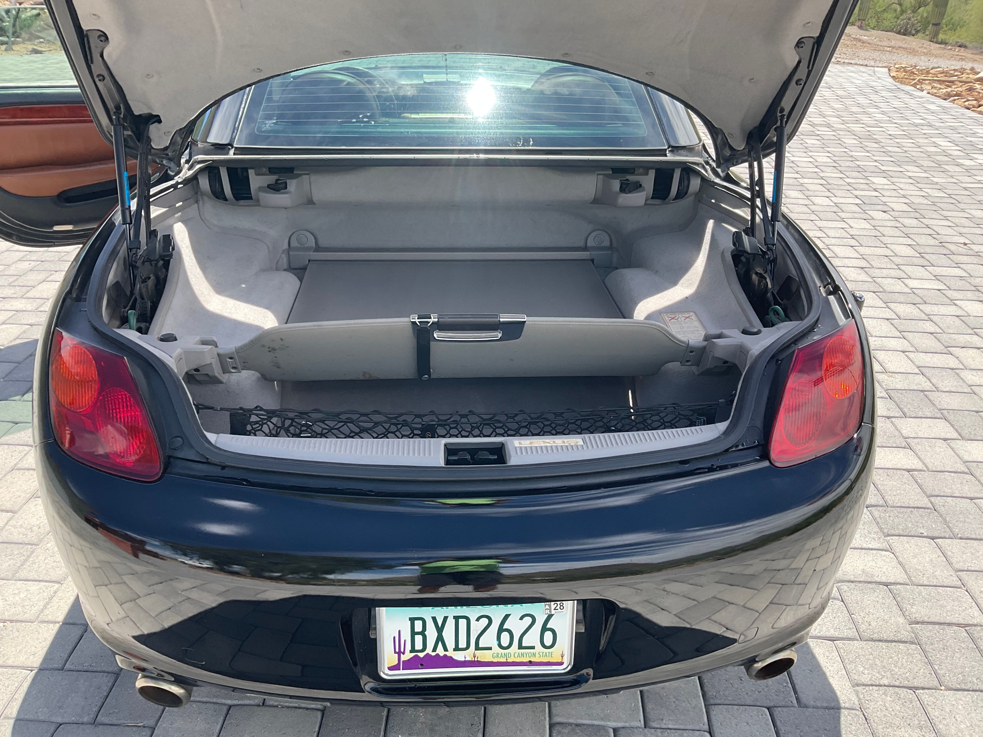 Used 2004 Lexus SC 430 Convertible RWD image 9