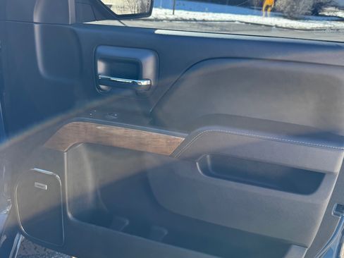 Used 2017 Chevrolet Silverado 1500 LTZ w/ Max Trailering Package image 22