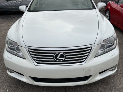 Used 2012 Lexus LS 460 w/ Luxury Value Edition image 2