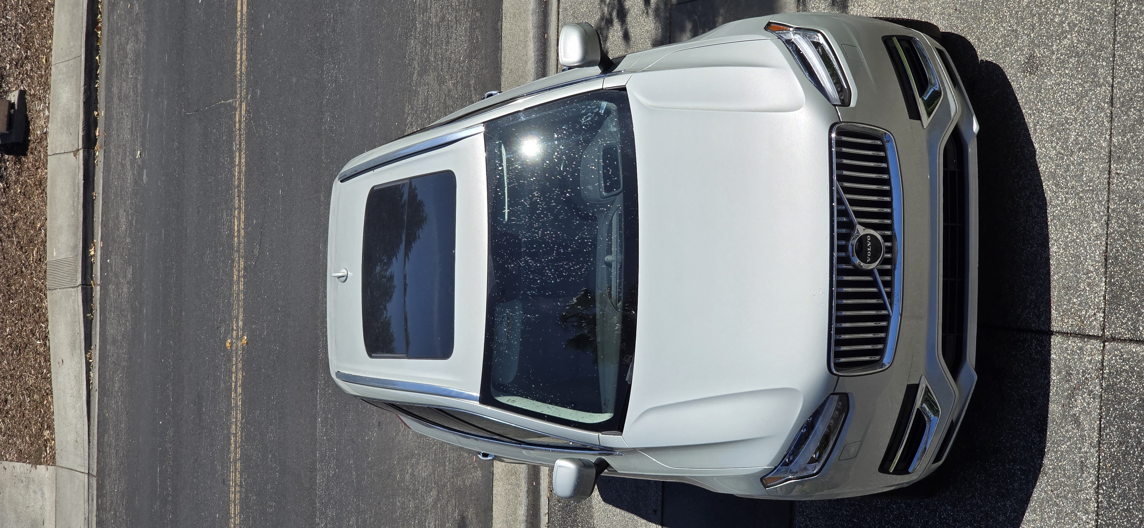 Used 2022 Volvo XC90 T8 Inscription AWD/4WD image 4