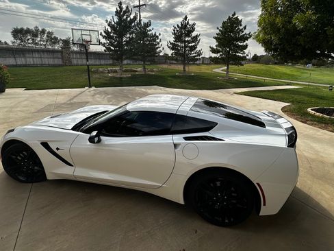 Used 2016 Chevrolet Corvette Stingray Coupe w/ 3LT Preferred Equipment Group image 15