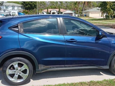 Used 2016 Honda HR-V LX image 13