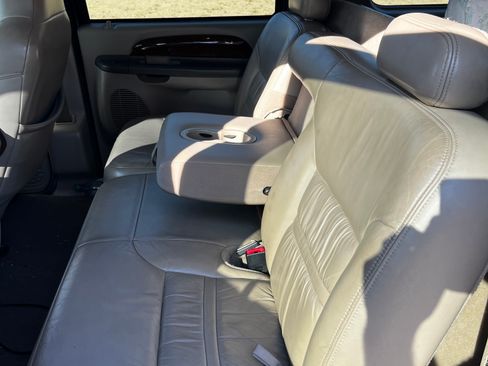 Used 2001 Ford Excursion Limited image 16