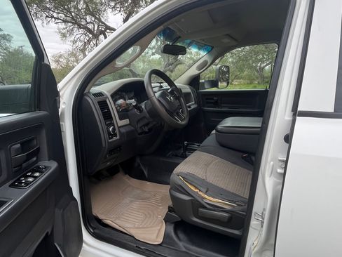 Used 2012 RAM 3500 ST w/ Chrome Appearance Group image 13