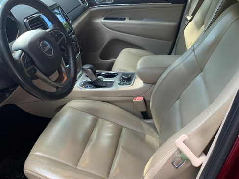 Used 2019 Jeep Grand Cherokee Limited w/ Trailer Tow Group IV image 5