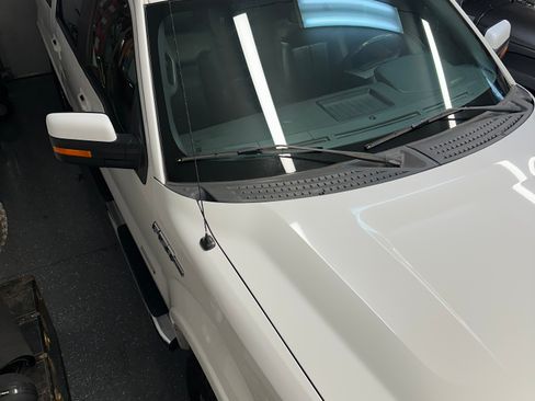 Used 2011 Ford F150 Lariat w/ Off Road Pkg image 6