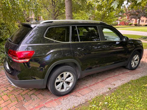 Used 2018 Volkswagen Atlas SE FWD image 4