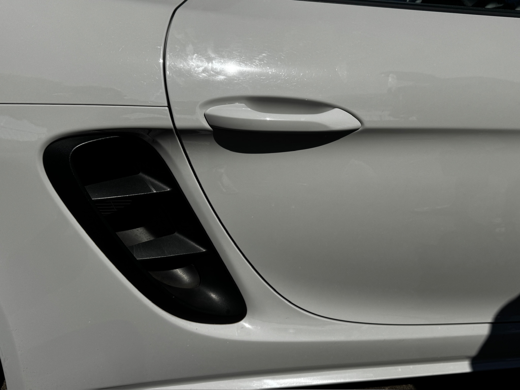 Used 2018 Porsche 718 Boxster RWD image 27