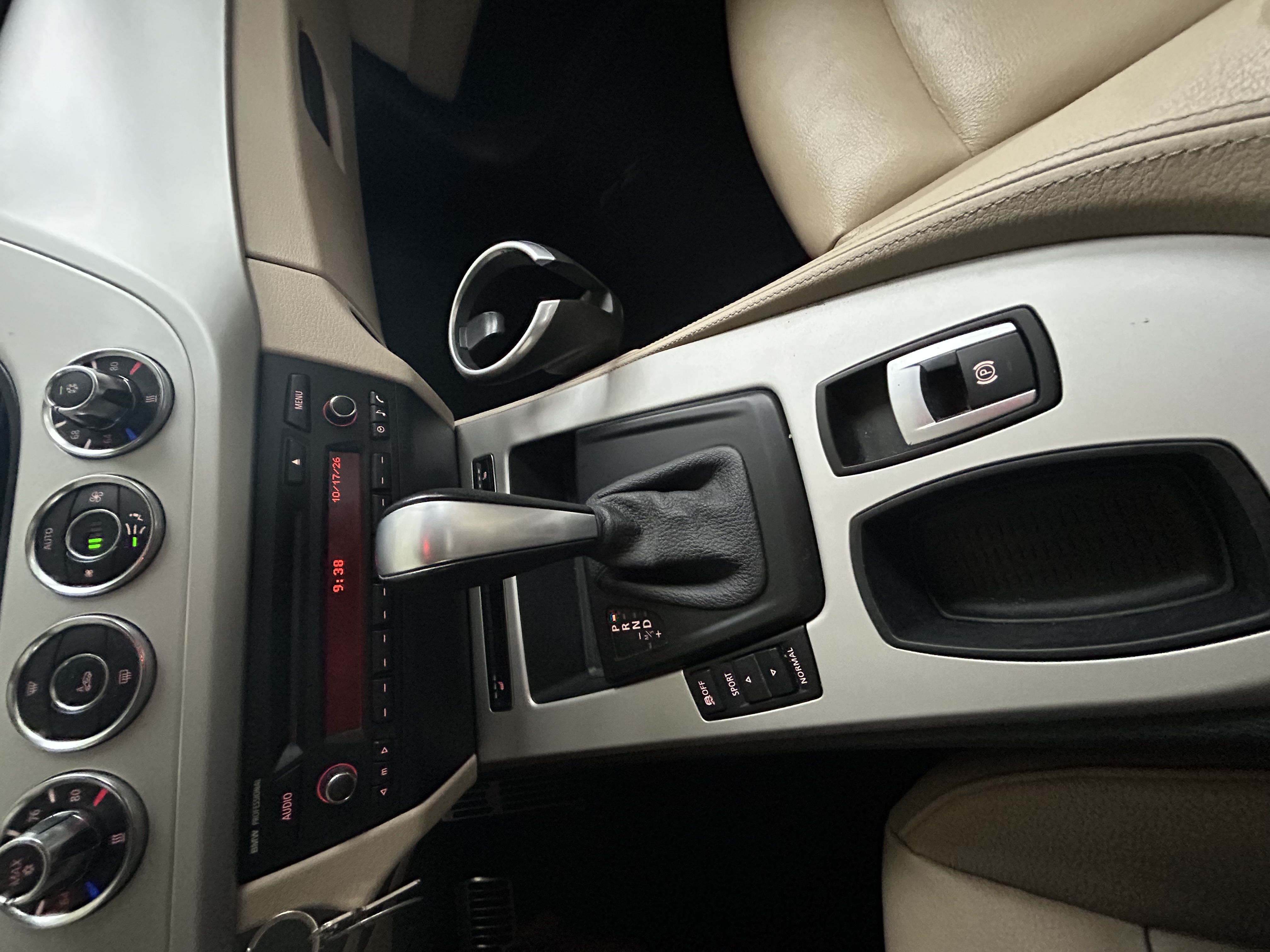 Used 2011 BMW Z4 sDrive30i RWD image 20