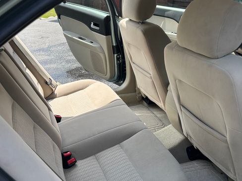 Used 2006 Ford Fusion SE FWD image 8