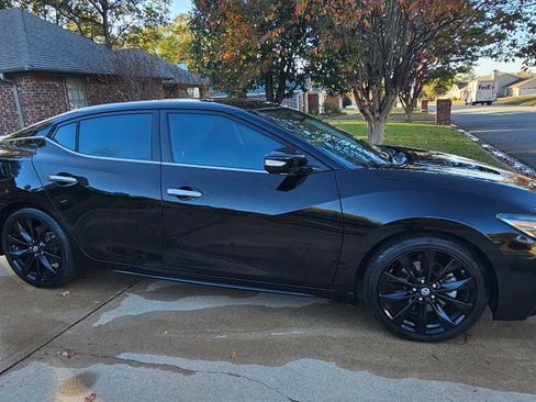 Used 2018 Nissan Maxima SR w/ Midnight Edition image 1