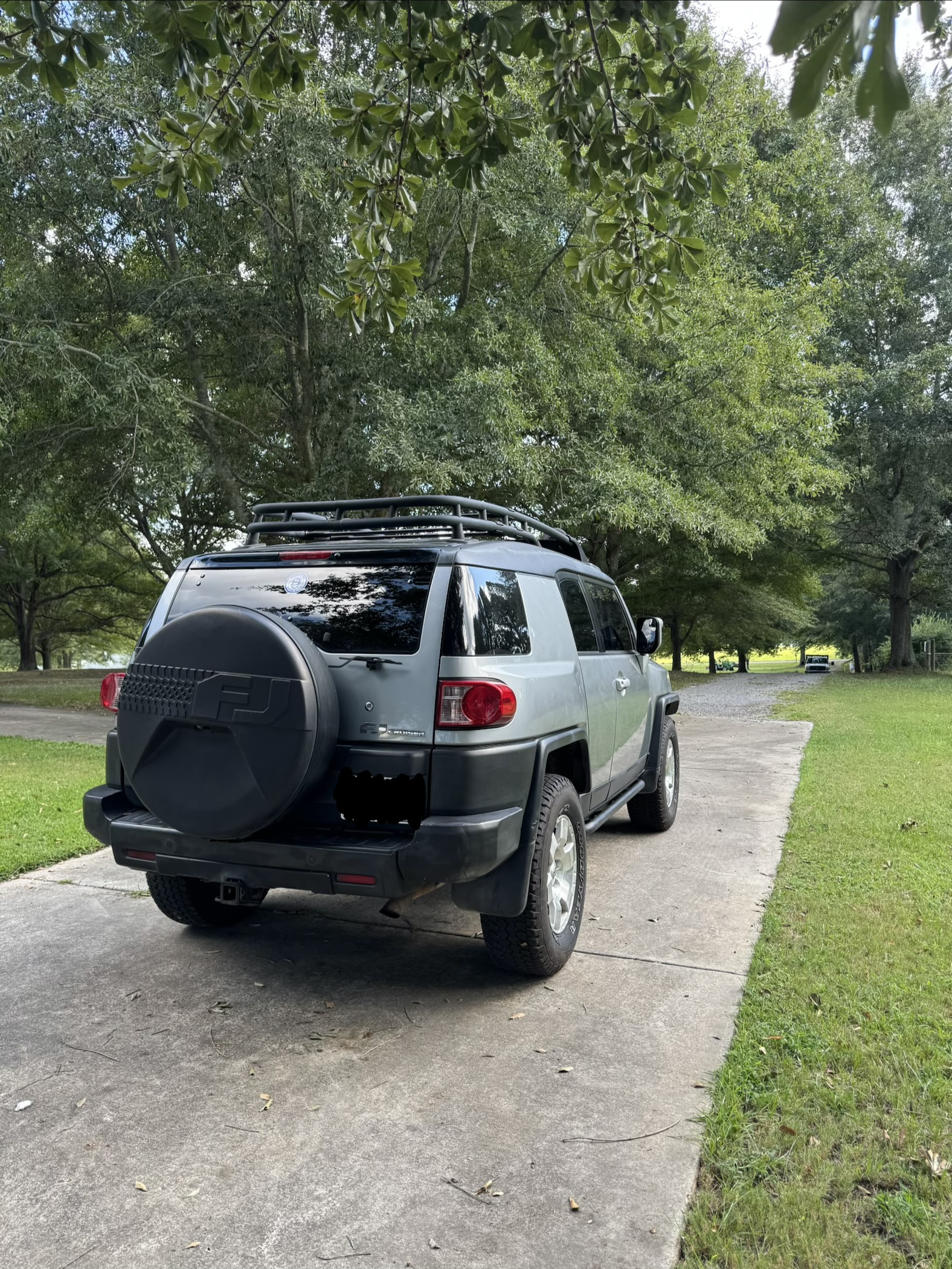 Used 2010 Toyota FJ Cruiser 4WD w/ Upgrade Pkg 2 image 4