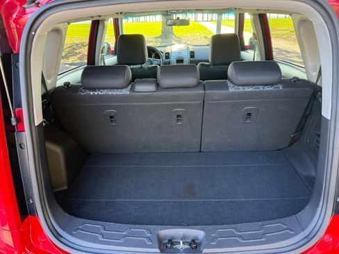 Used 2010 Kia Soul + FWD image 19