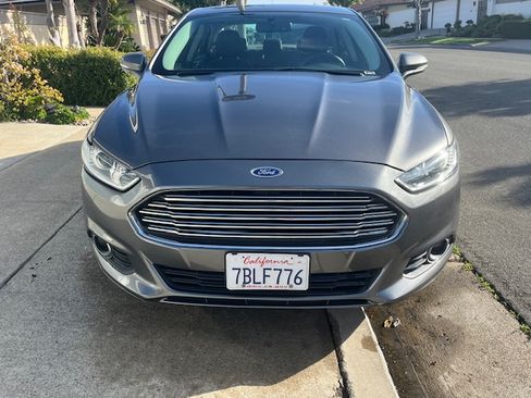 Used 2014 Ford Fusion Energi SE image 1