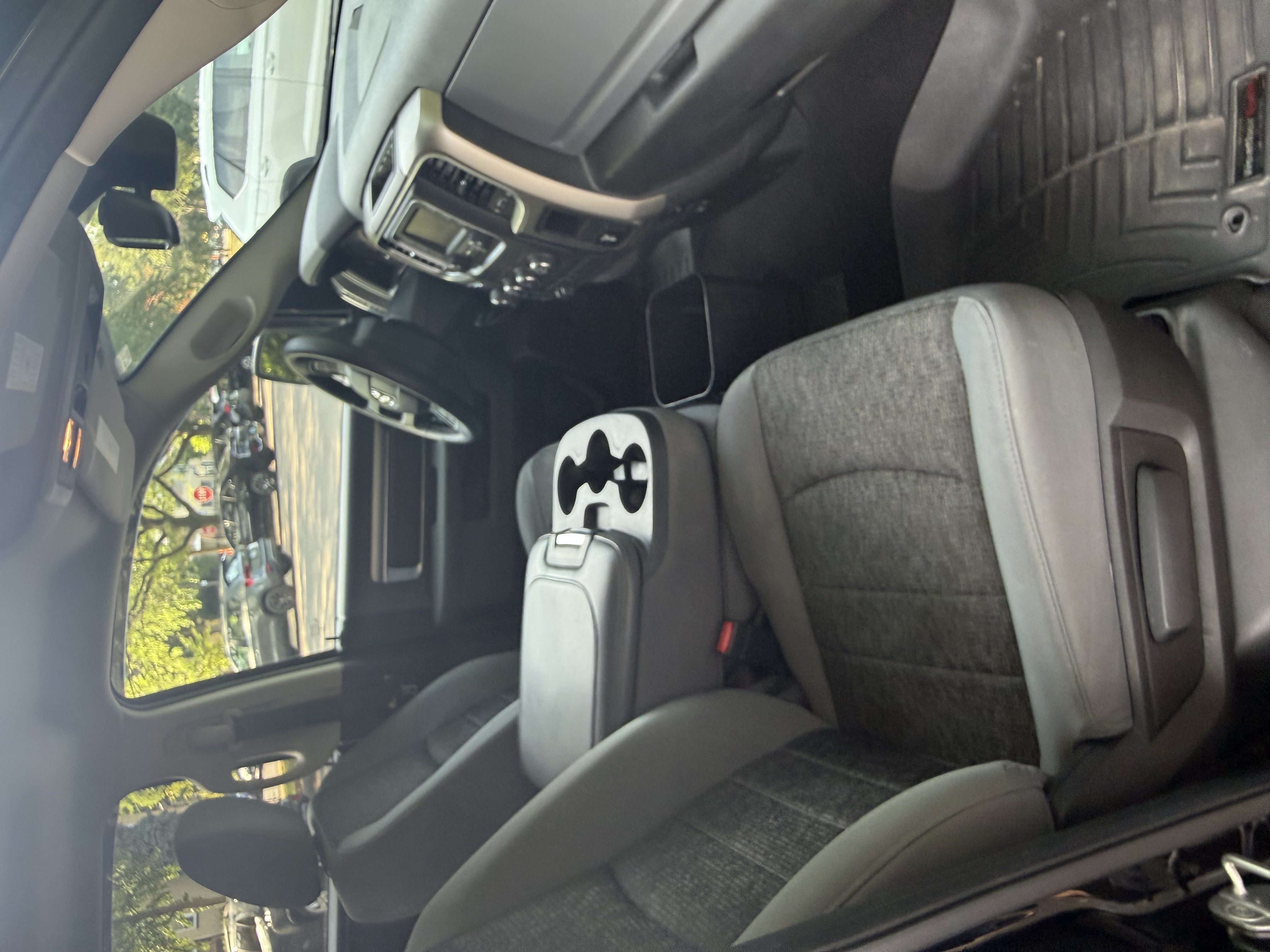 Used 2013 RAM 1500 Classic SLT w/ Big Horn Equipment Group AWD/4WD image 9