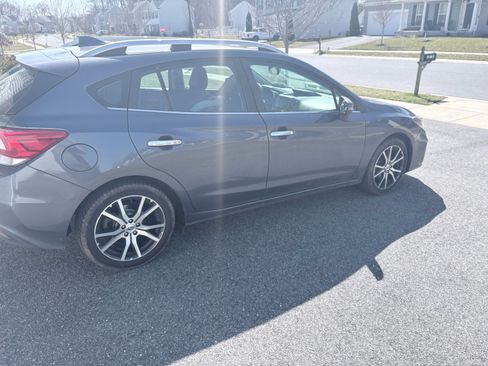 Used 2017 Subaru Impreza 2.0i Limited w/ Moonroof/BSD & Rcta/Eyesight image 5